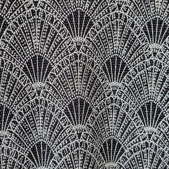 Backless, long sleeve party dress - art deco inspired sparkly silver and black - Picture 2 of 3